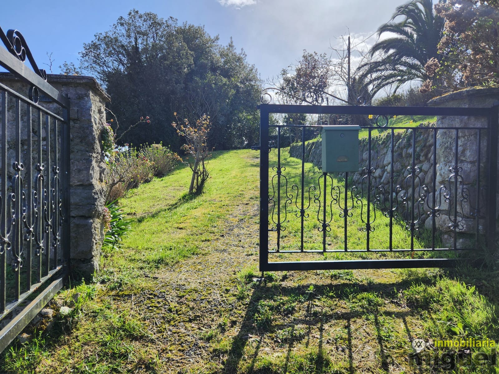 Se vende chalet con terreno en la Franca, Ribadedeva (V2507)