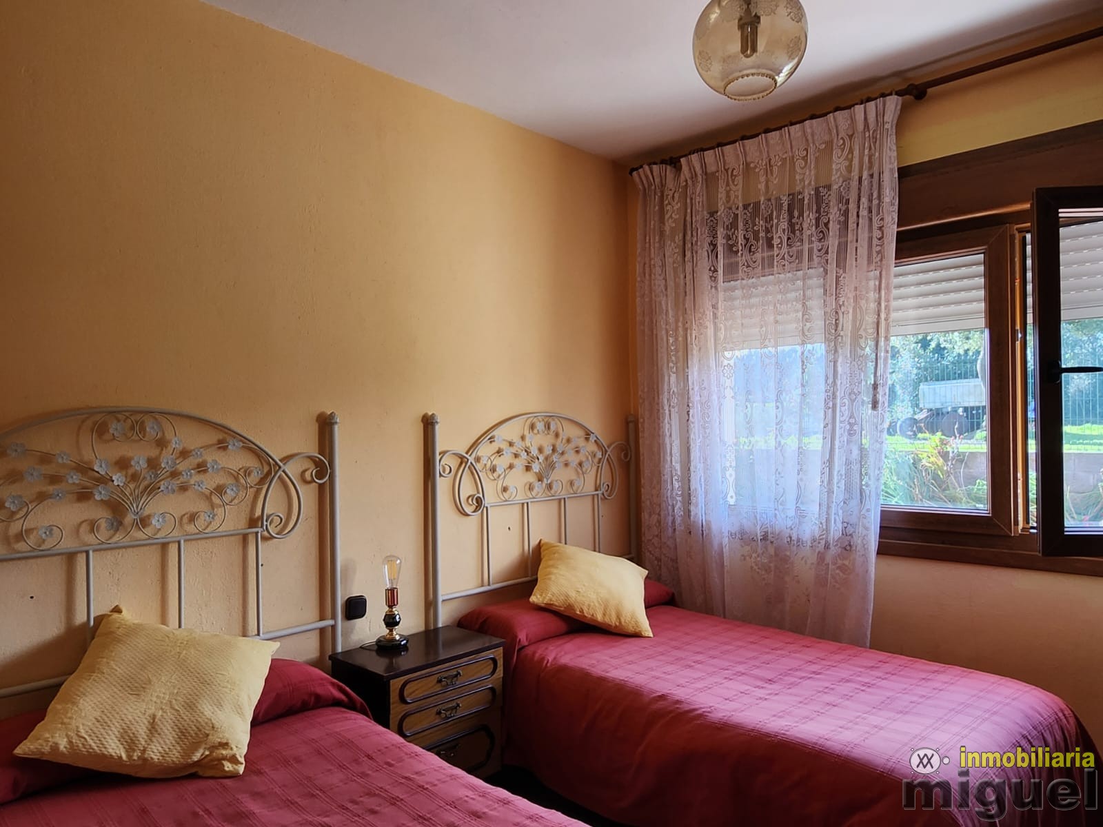 Se vende chalet con terreno en la Franca, Ribadedeva (V2507)