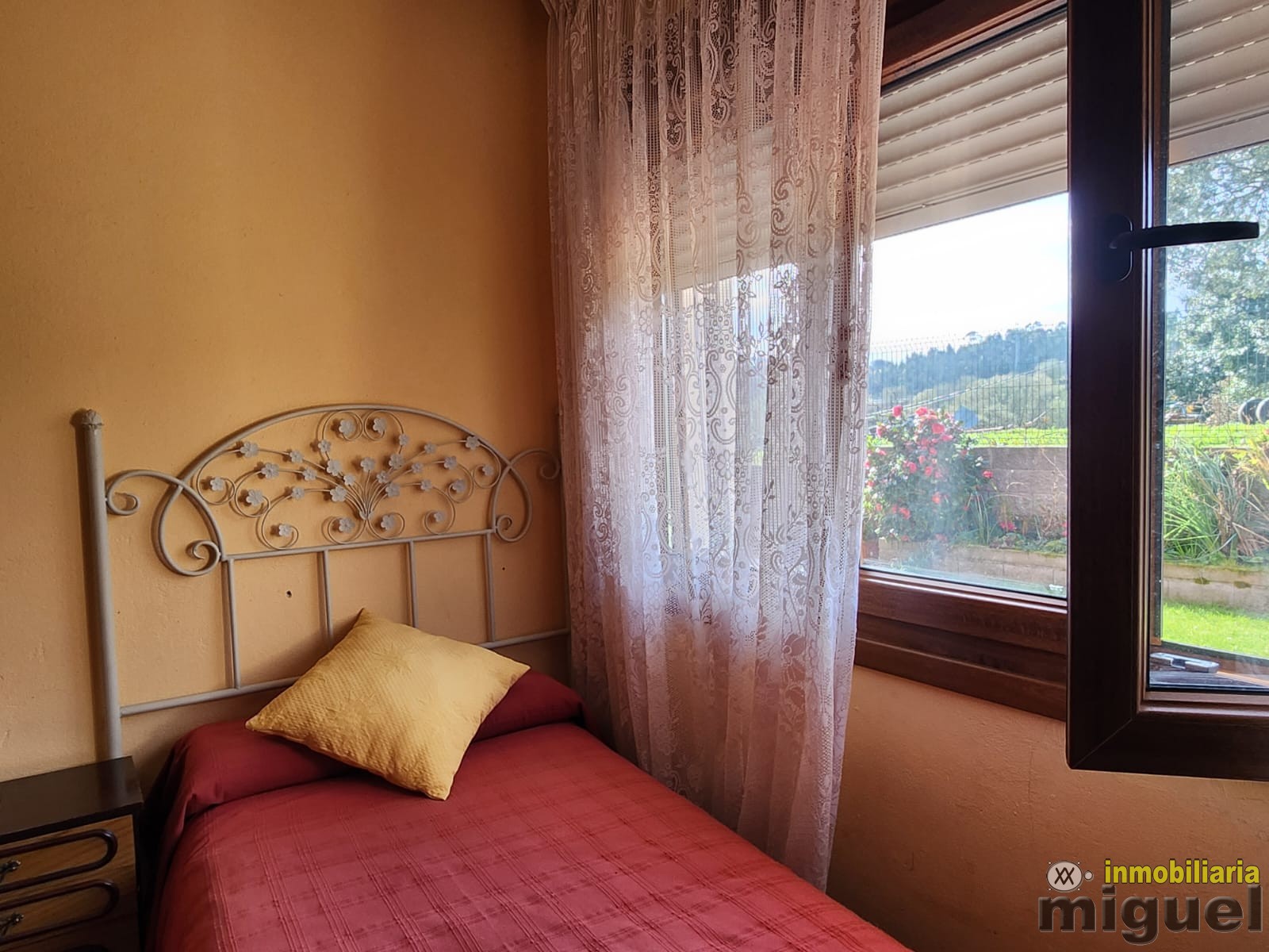 Se vende chalet con terreno en la Franca, Ribadedeva (V2507)