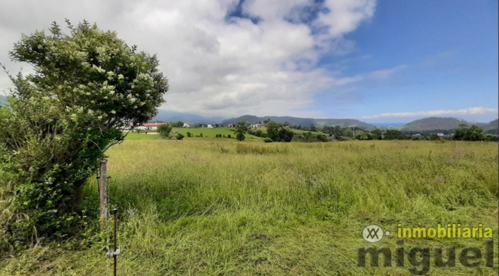 Se venden parcelas urbanizables en La Mata Vieja, Colombres (V2127)