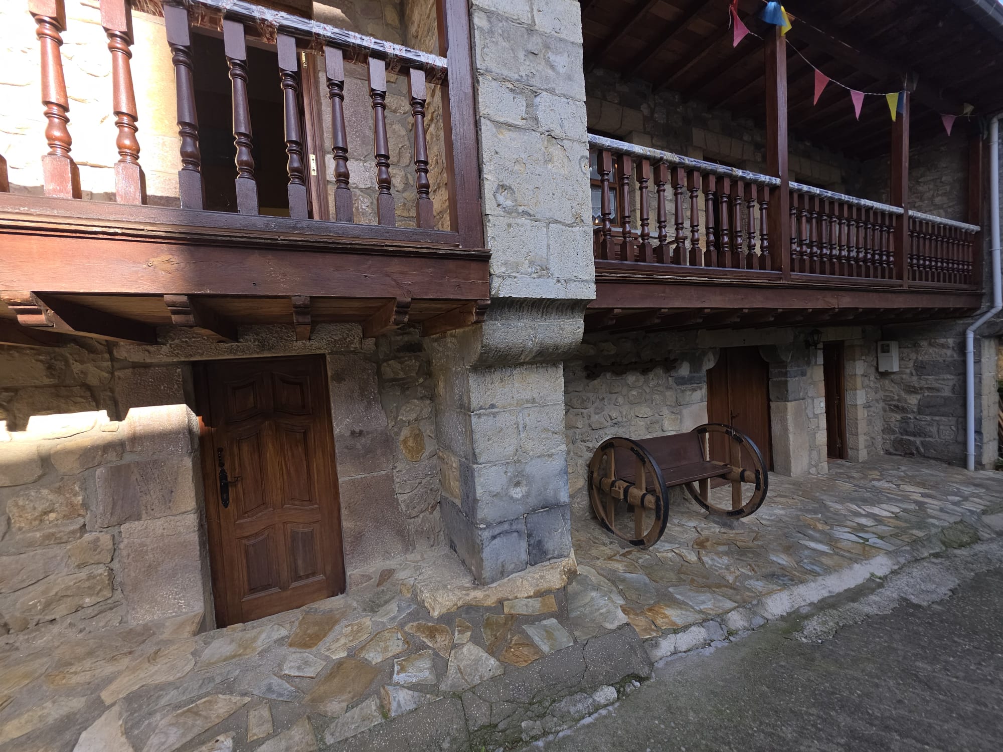 Se vende espectacular casa en Tudanca con aparcamiento (V2607)