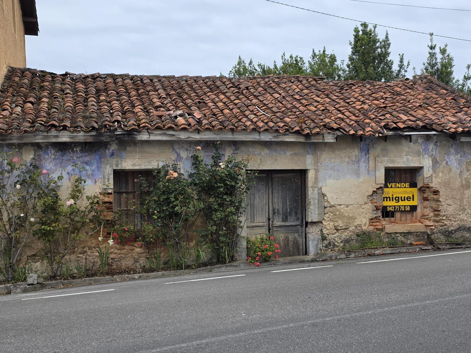 Oportunidad Única: Almacén en Ruinas con Potencial de Rehabilitación (V2609)