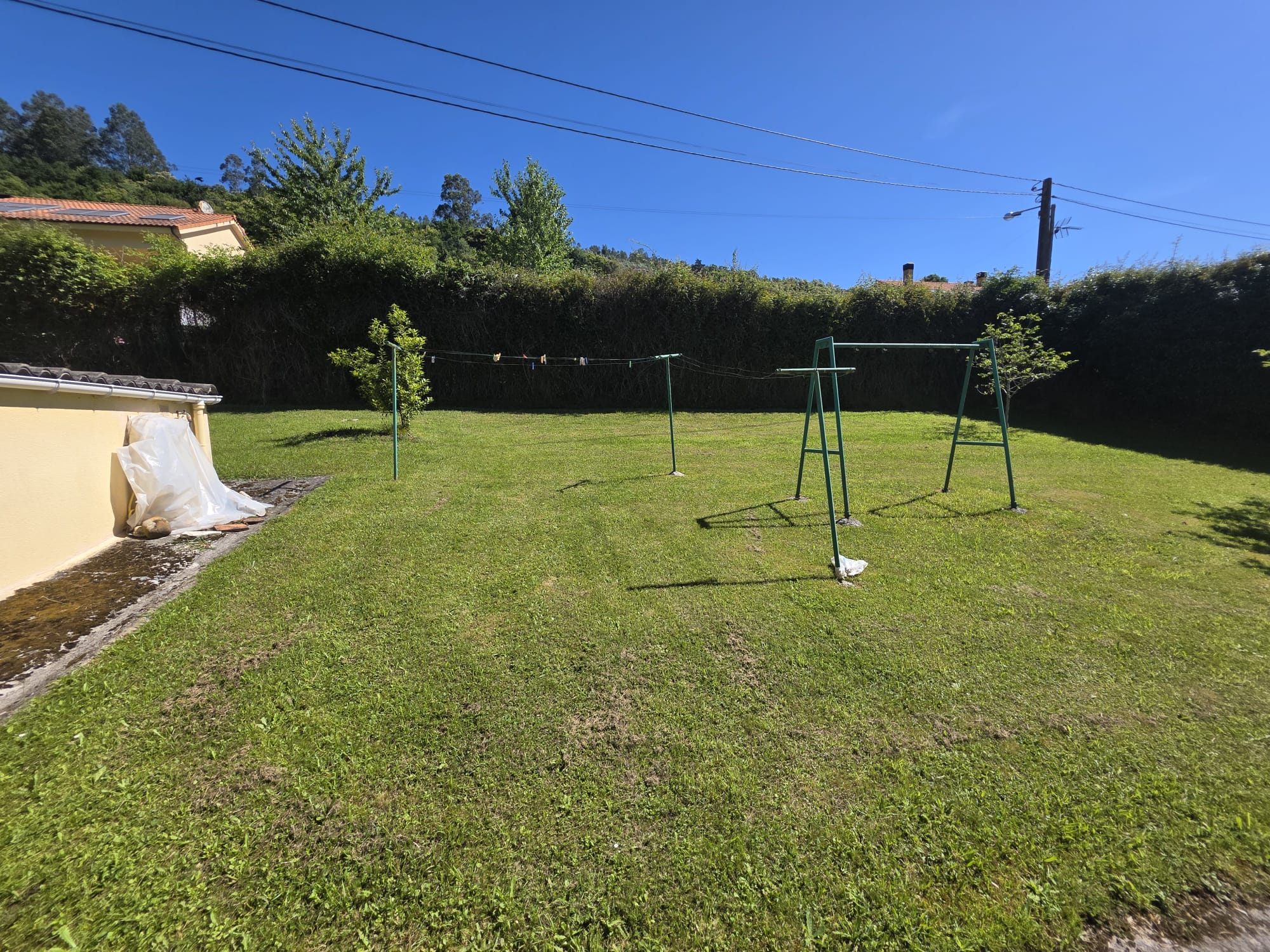 Chalet con parcela edificable de 2.476 m² a 4 km de la Playa de La Franca | Tresgrandas (Llanes, Asturias) (V2610)