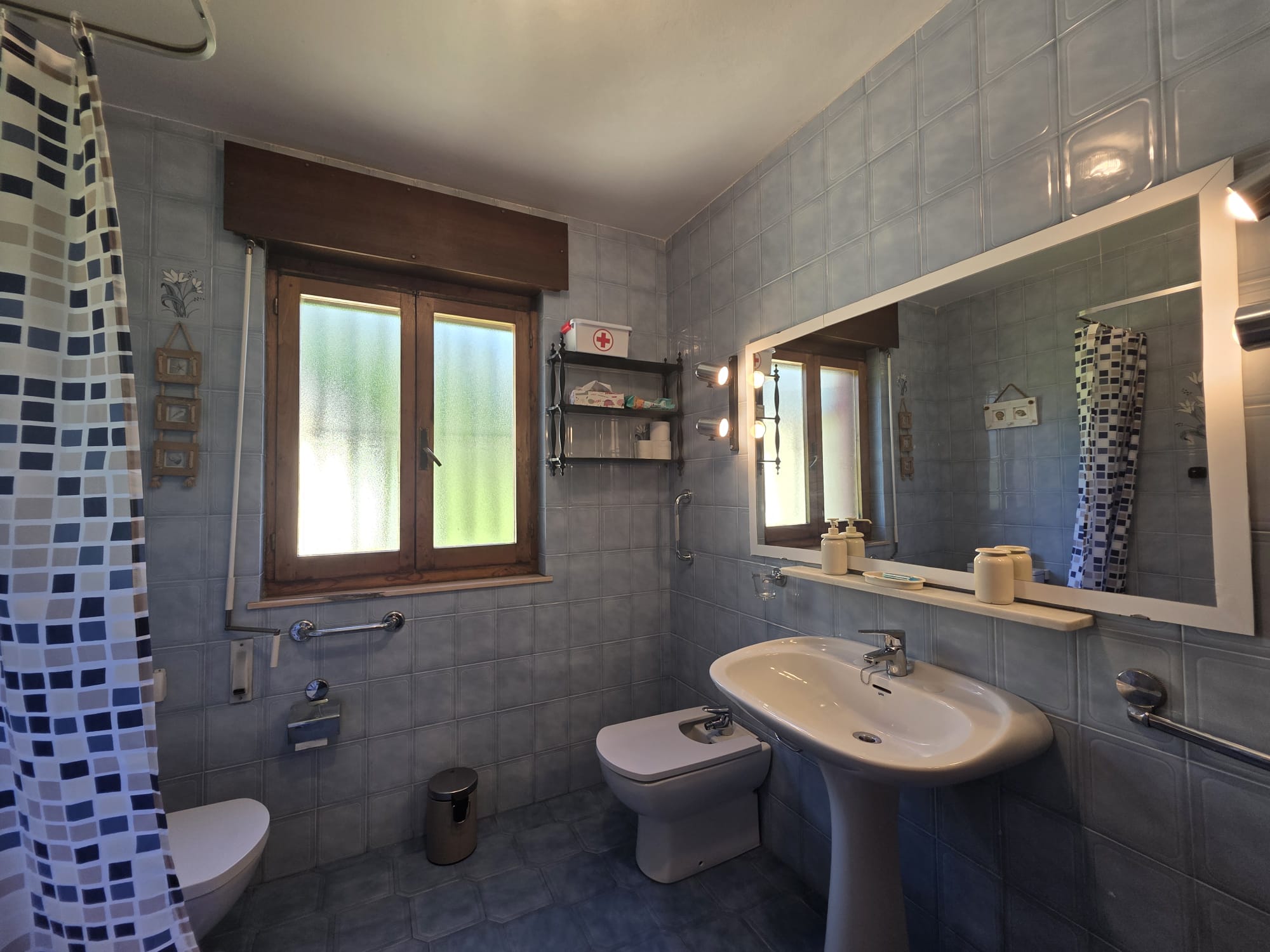 Chalet con parcela edificable de 2.476 m² a 4 km de la Playa de La Franca | Tresgrandas (Llanes, Asturias) (V2610)