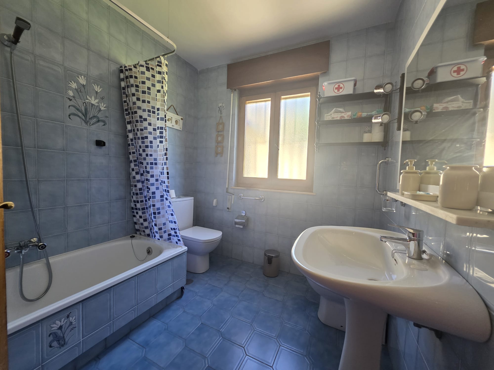 Chalet con parcela edificable de 2.476 m² a 4 km de la Playa de La Franca | Tresgrandas (Llanes, Asturias) (V2610)