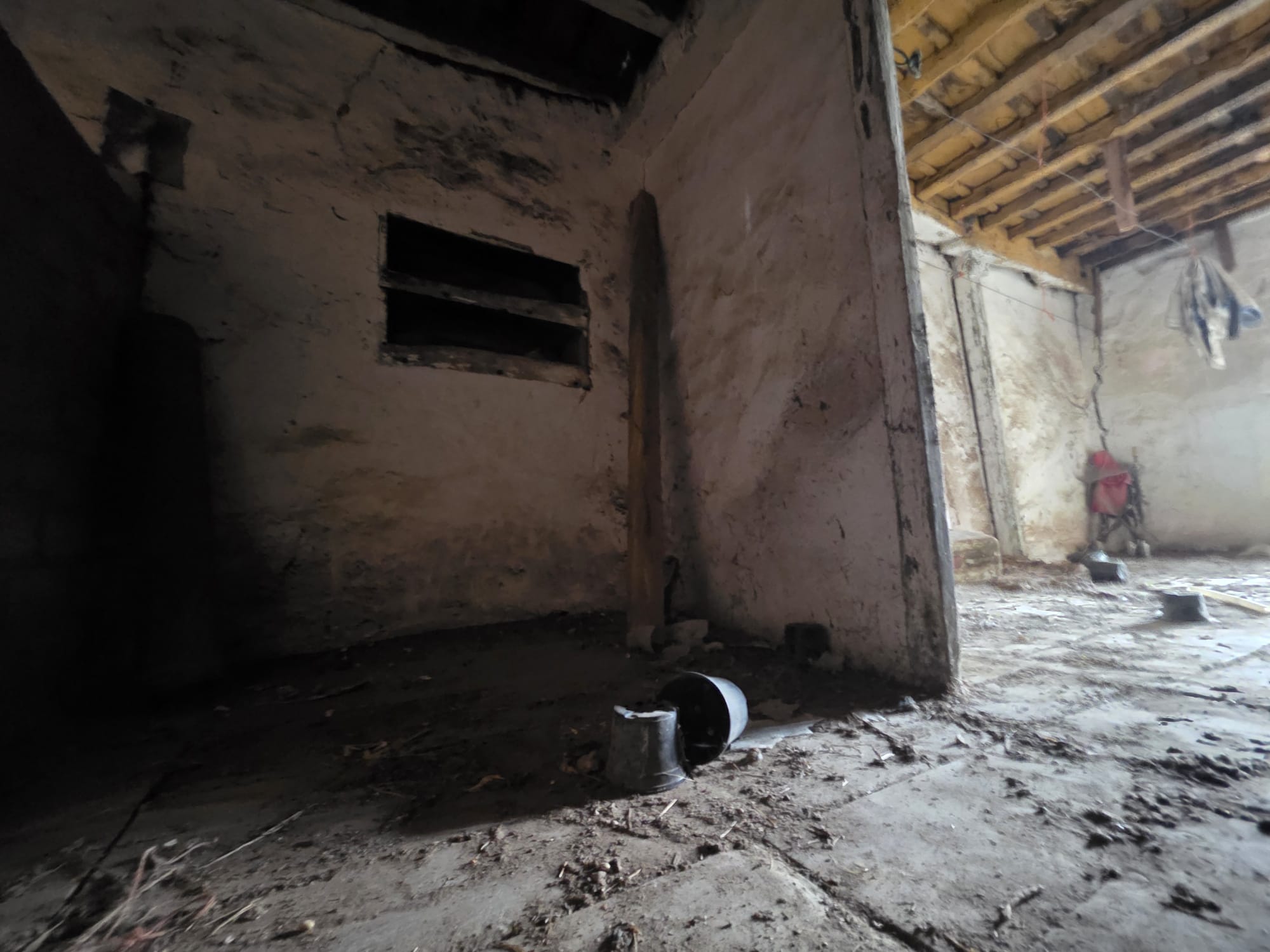 Se vende casa para reformar en Molleda (V2605)