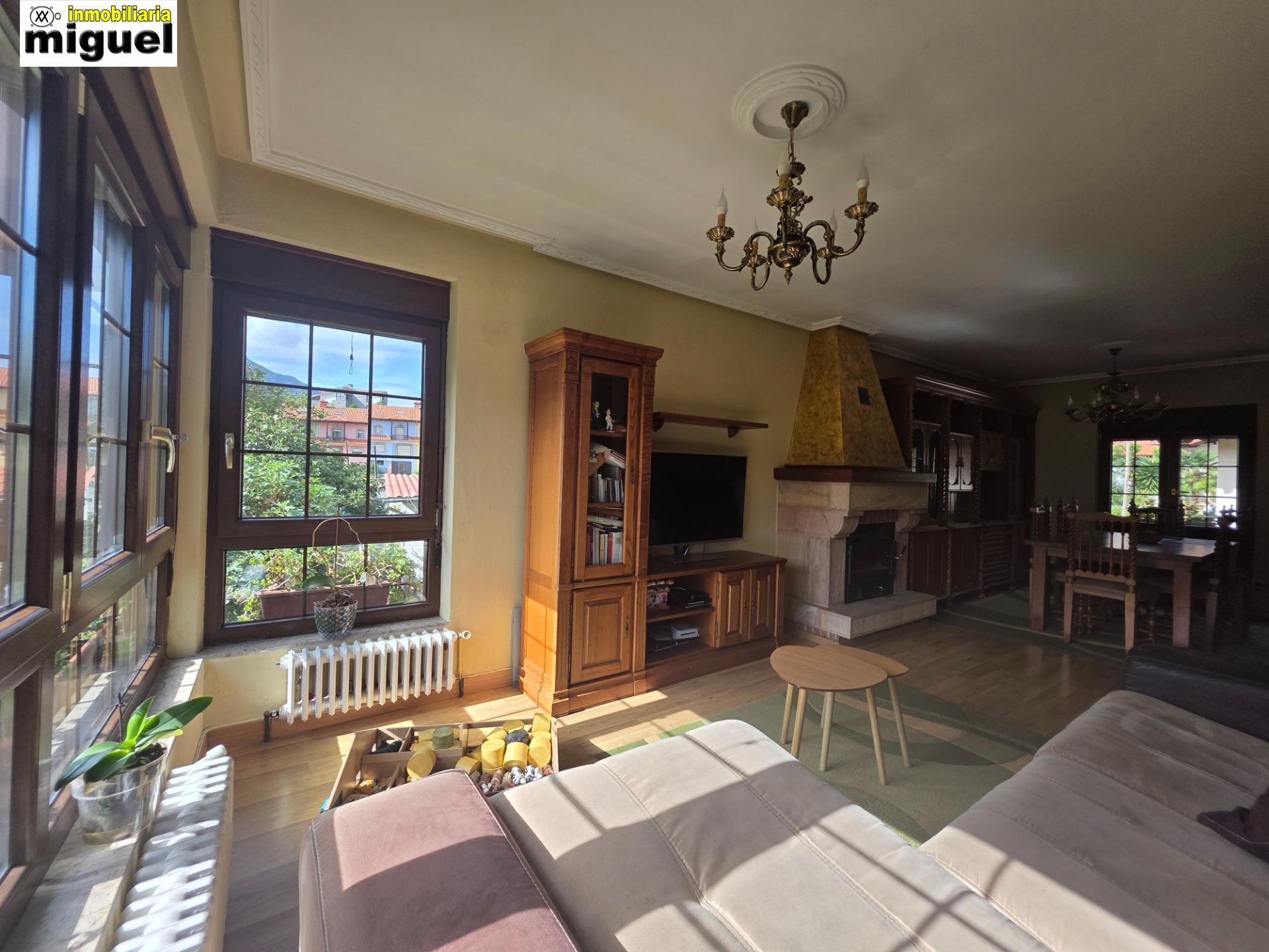 Se vende casa con terreno en Siejo, Peñamellera Baja (V2619)